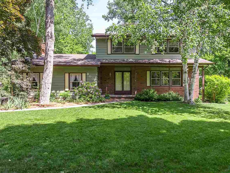 1st image of 3009 Canterbury Dr