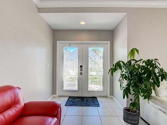 4th image of 4122 Bahia Isle Cir
