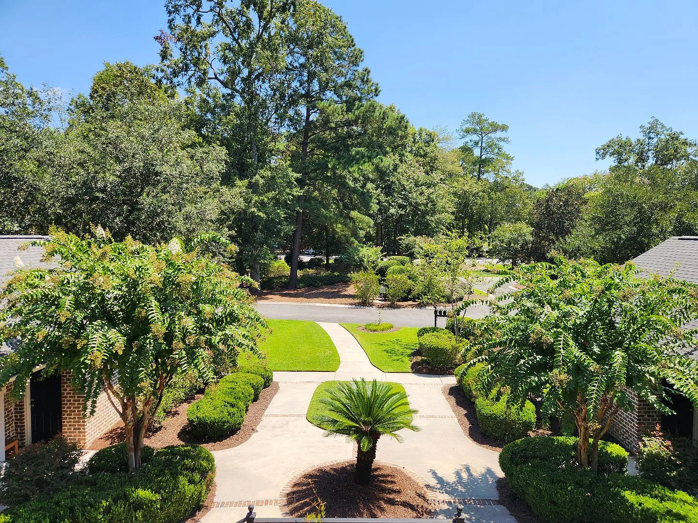 Easy, maintenance-free living at Villas on the Green at Southbridge Golf Club — Photo 2