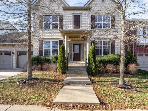 1001 Ryecroft Ln, Franklin, TN 37064