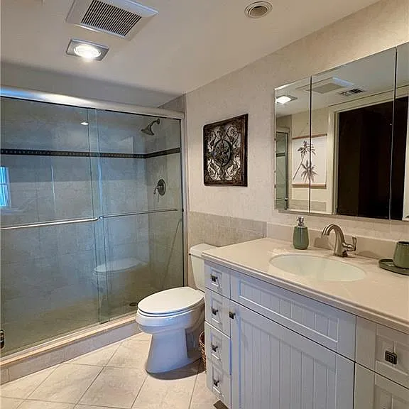 2571 NE Ocean Blvd #405 — Photo 11