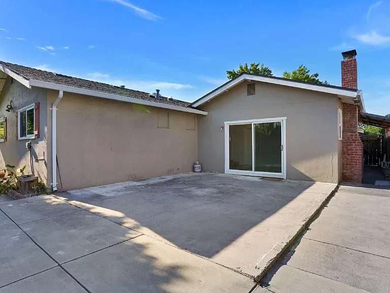 229 Seabiscuit Dr — Photo 24