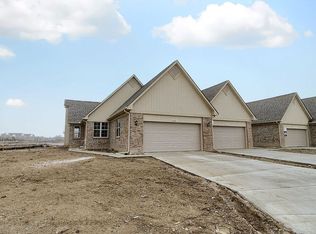 46850 Emerald Creek Dr, Shelby Township, MI 48315