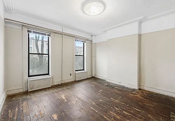 3rd image of 19 2nd St