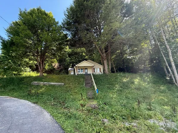 105 McClure St, Livingston, KY 40445