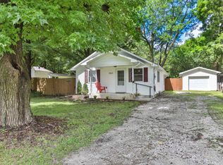 2523 N Delaware Ave, Springfield, MO 65803