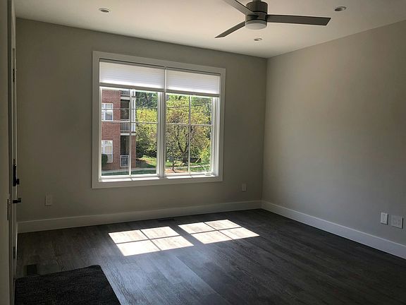 Living / Room Rm