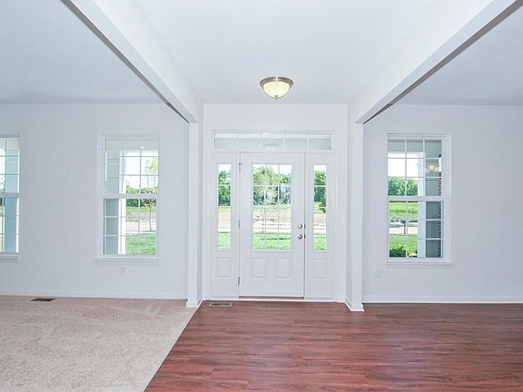 4th image of 2931 Ambleside Dr