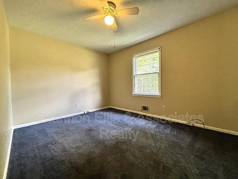 405 Elder Rd — Photo 10