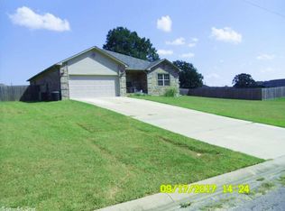 211 Booker Dr, Lonoke, AR 72086