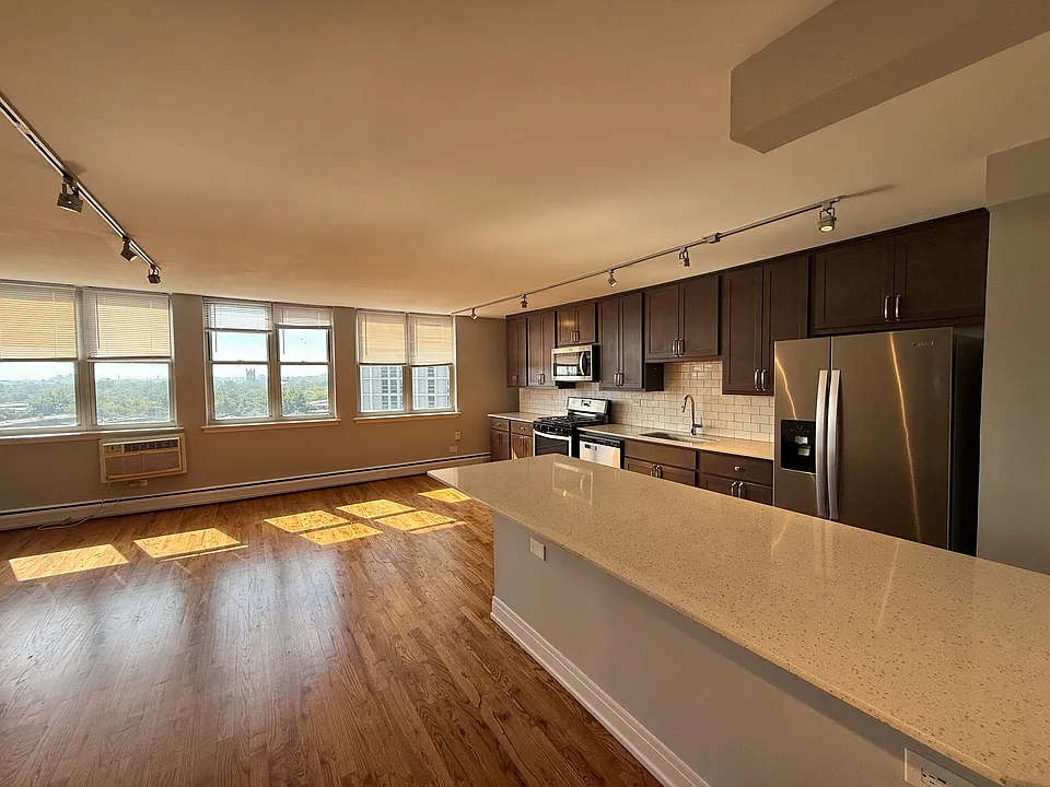 6401-09 N Sheridan Rd #15-1001