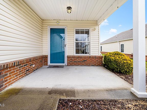 2nd image of 1413 Lodge Pine Walk #1413
