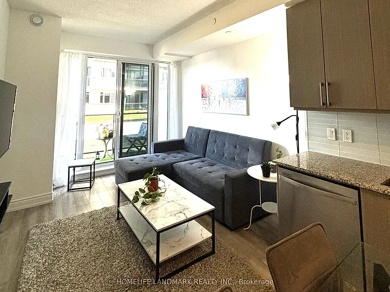 9608 Yonge St #303 — Photo 5