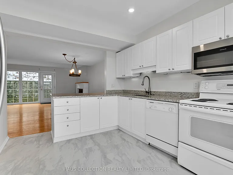 884 Walkley Rd — Photo 13