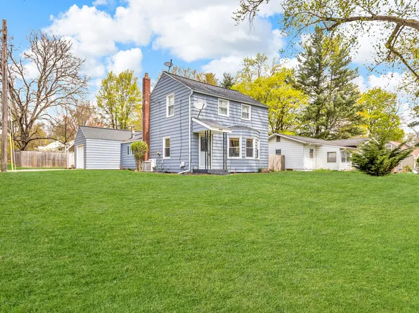 2408 Cobb Rd, Jackson, MI 49203