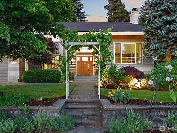 2nd image of 19218 91st Avenue NE