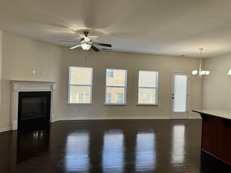 257 Centerview Way #1 — Photo 5
