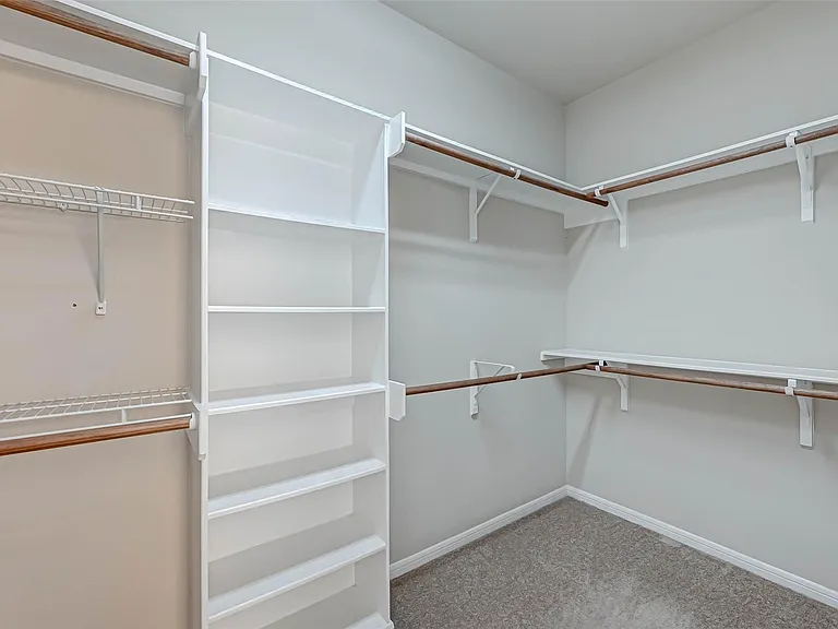 2111 Post Oak Ct — Photo 23