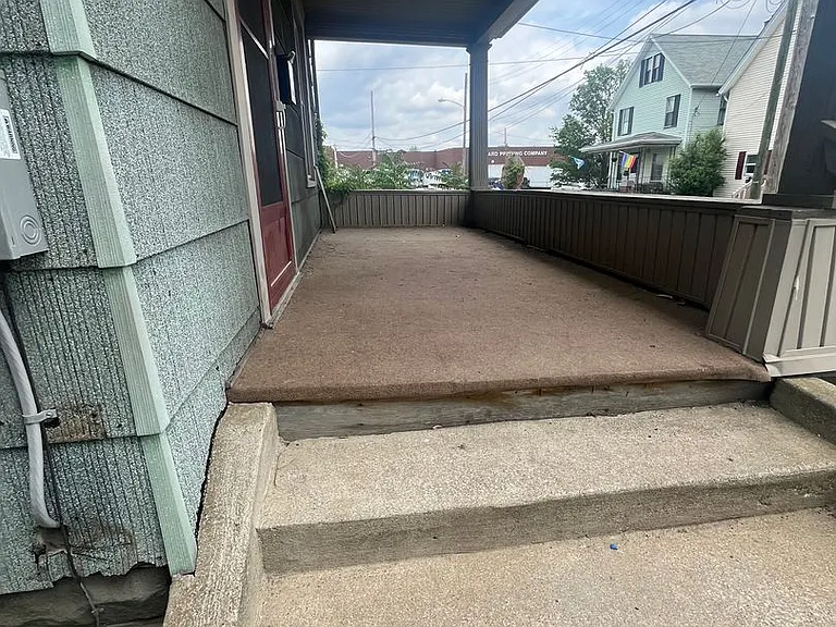 2295 SW 11th St — Photo 5