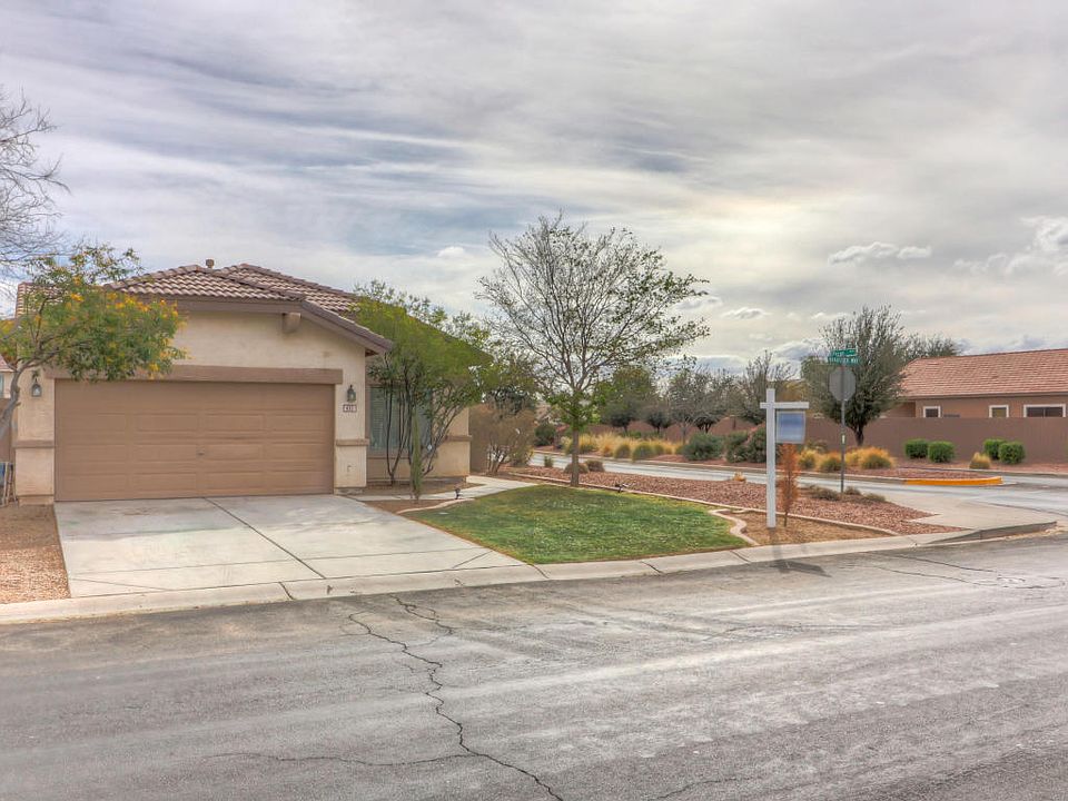 1st image of 617 E Bradstock Way