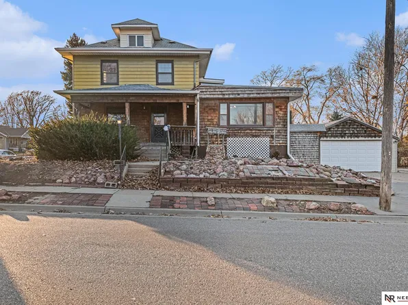 1545 S 28th St, Lincoln, NE 68502