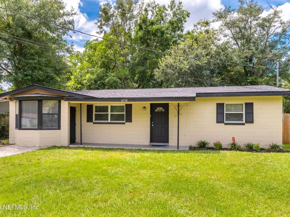 6738 GASPAR Circle E, Jacksonville, FL 32219