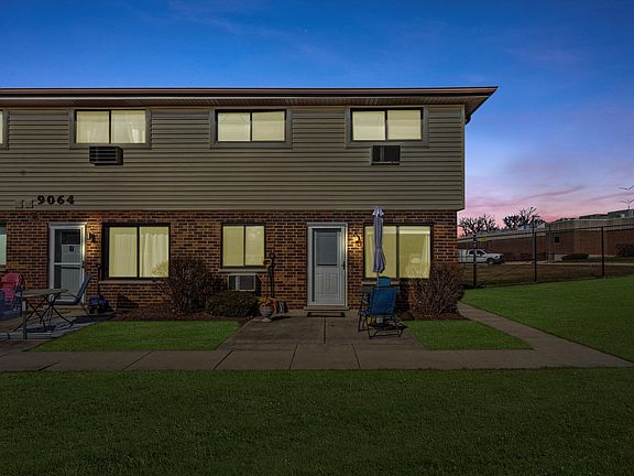 2nd image of 9064 Archer Ave
