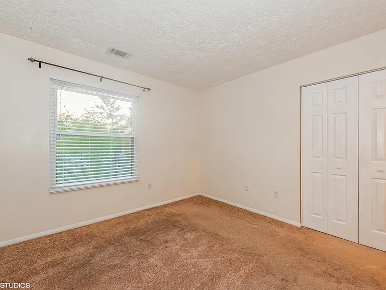 19 Mooring Ct — Photo 11