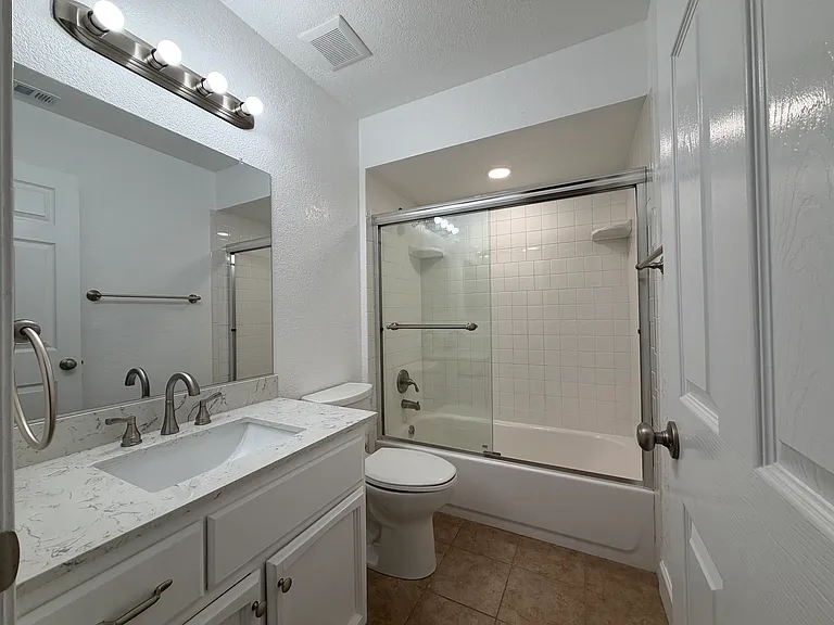 6906 Trovita Way #6906 — Photo 18