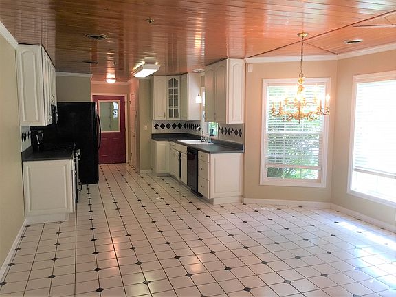 5th image of 10065 Westland Dr