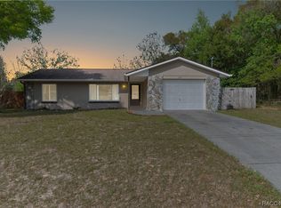 6107 E Plum St, Inverness, FL 34452
