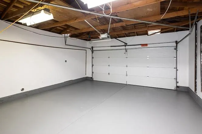 10531 Castine Ave — Photo 15