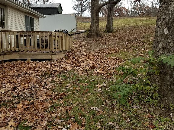 3rd image of 10746 New London Gravel Rd