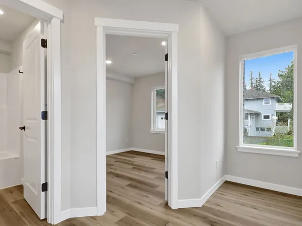 Nevada Heights, 4212-4230 Foxglove Loop #2c60c9636, Bellingham, WA 98229