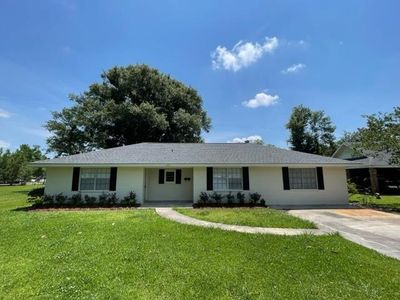 129 Len Ct, Thibodaux, LA, 70301