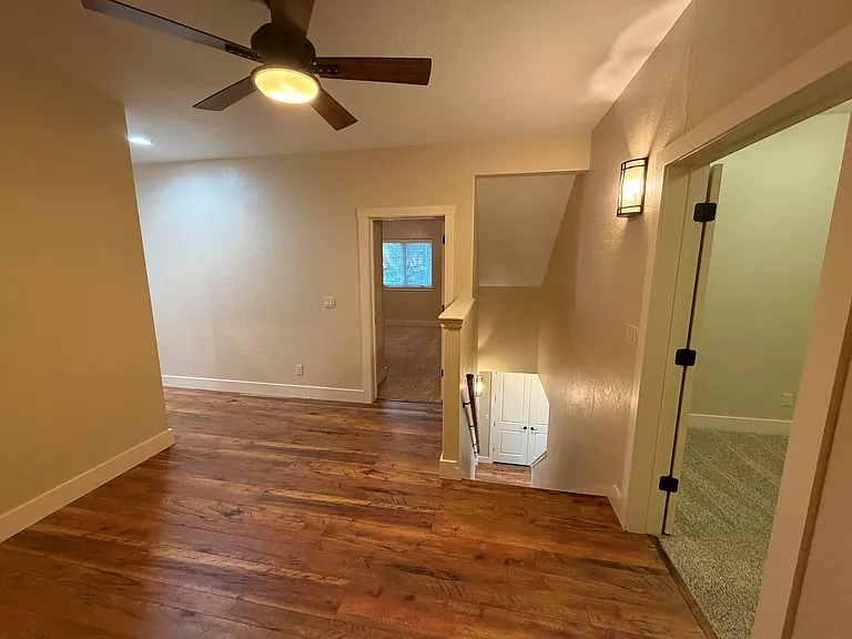815 Parkway Dr — Photo 19