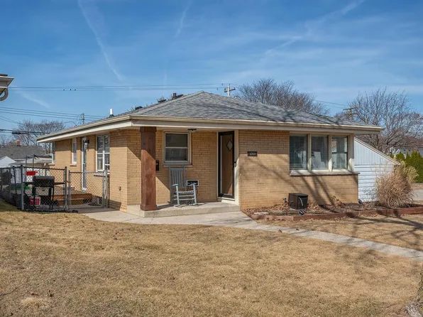 1311 South 101st STREET, West Allis, WI 53214