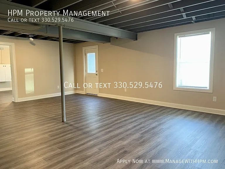 2469 Delaware Ave SW — Photo 15