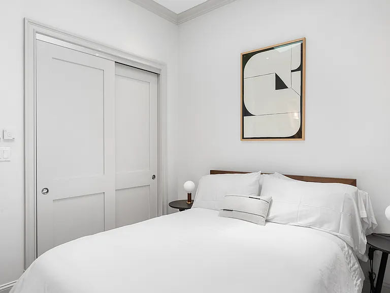 808 Lexington Ave #4 — Photo 26