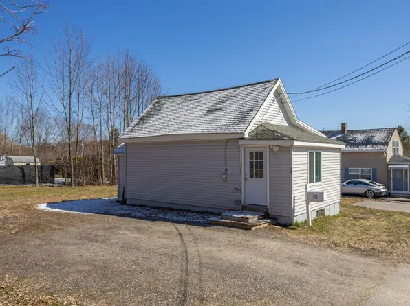 12 Louise Street, Auburn, ME 04210