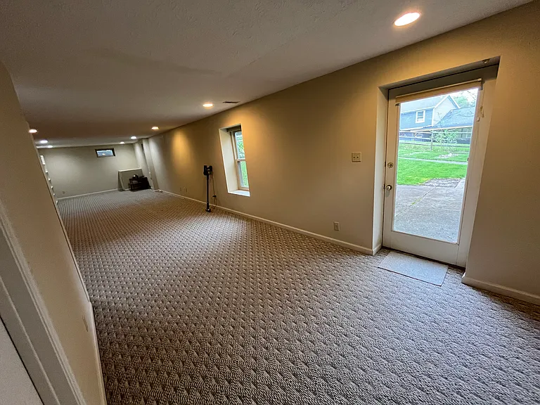 6400 Belmont Park Ct — Photo 33