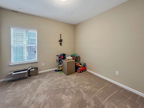 5th image of 174 Asbury Hill Ct