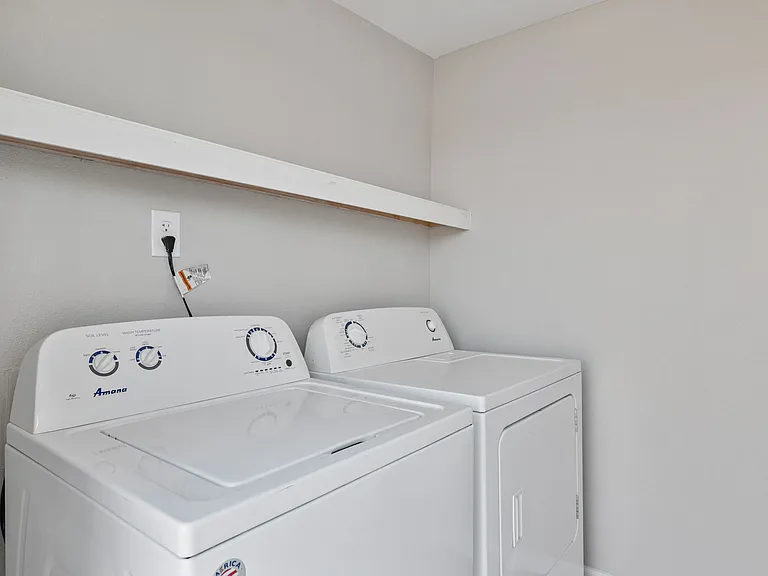 2542 N 41st Ave #2 — Photo 17