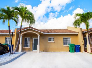 7683 NW 182nd Ln, Hialeah, FL 33015