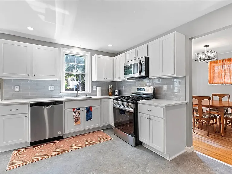 167 Lattimore Rd — Photo 6