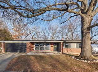 3565 Hambletonian Dr, Florissant, MO 63033