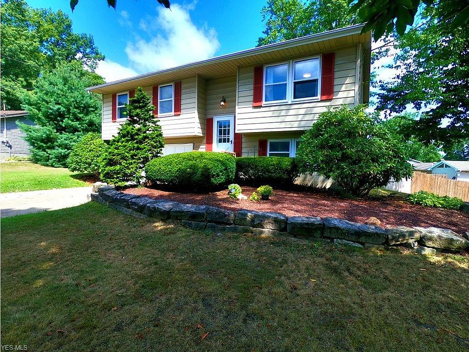 1st image of 2252 Woodridge Ct