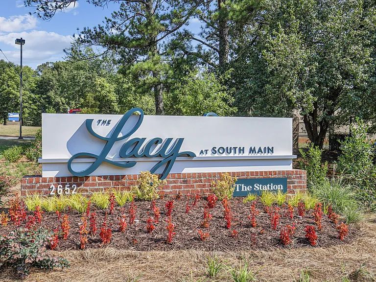 The Lacy at South Main — Photo 40