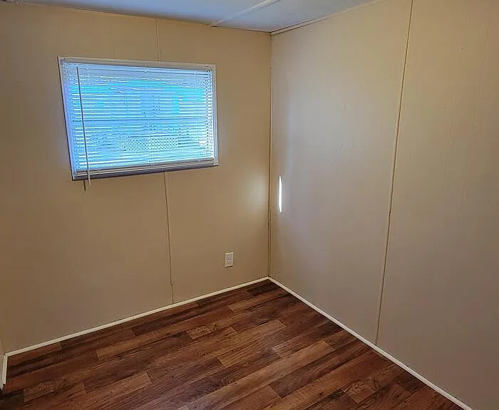 2827 Friendly Ln #6 — Photo 11