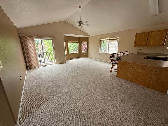 2nd image of 336 Jenkins Ranch Rd